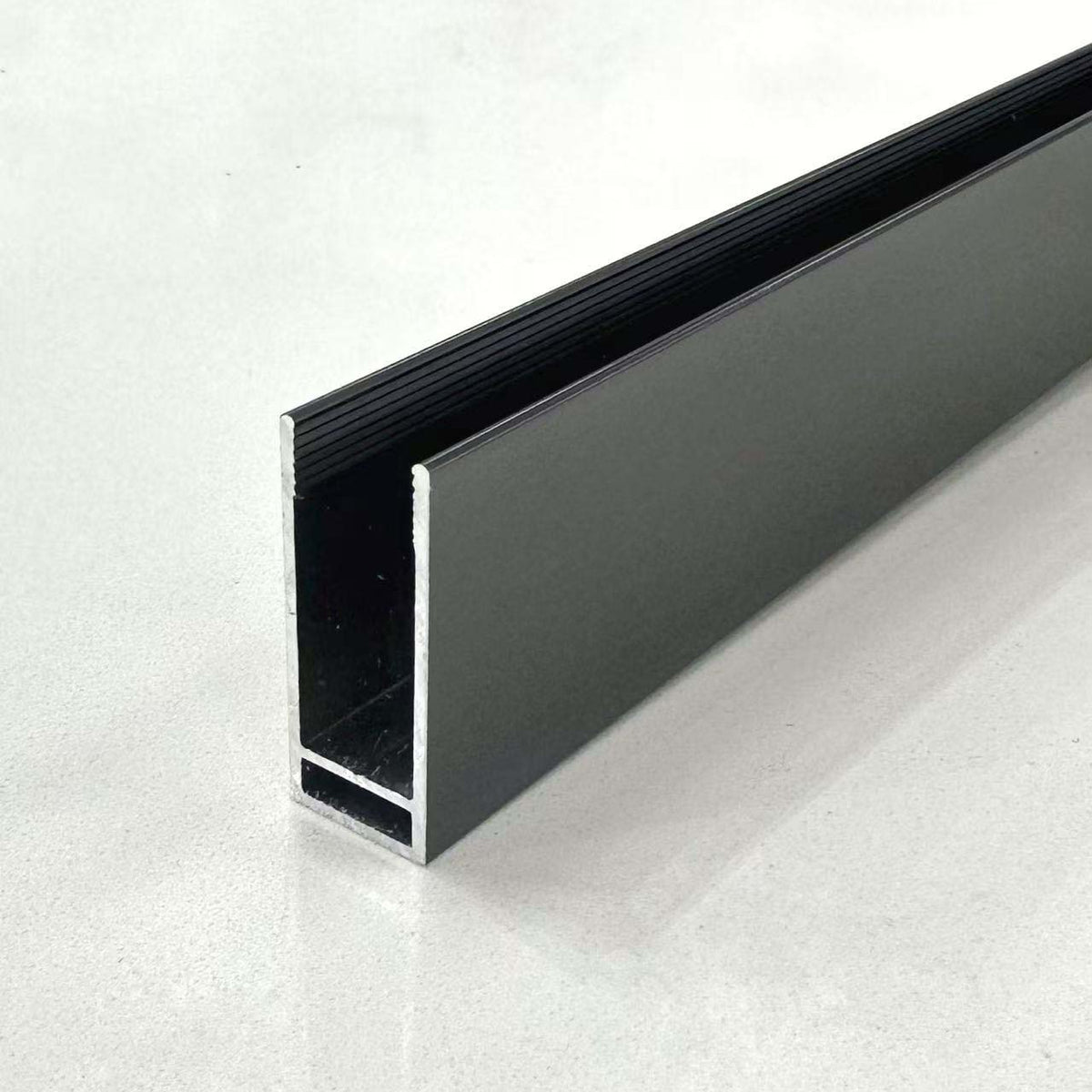 SS06 10mm Radius Curved Walk-In Shower Screen with Wall Channel – 2100mm High, 1100/1200mm, Various Colours