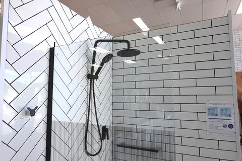 SS26 - Black Walk In Shower Screen - 850mm - stock clearnce