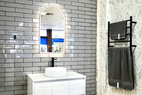 Arched Shape LED Mirror Touchless switch with Demister 500x900mm - Frameless / with Frame
